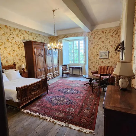 Bed and Breakfast Chateau De 3*