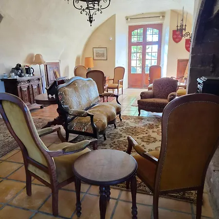 Chateau De 3* Trévien