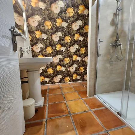 Chateau De Bed and Breakfast 3*
