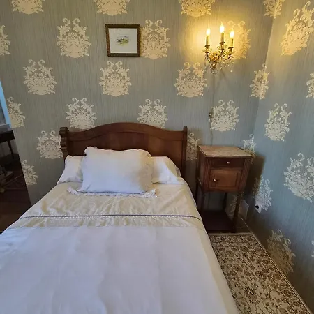 Bed and Breakfast Chateau De